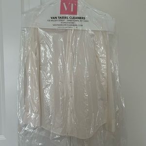 Equipment Essential Silk Button Down Shirt in White Size XS